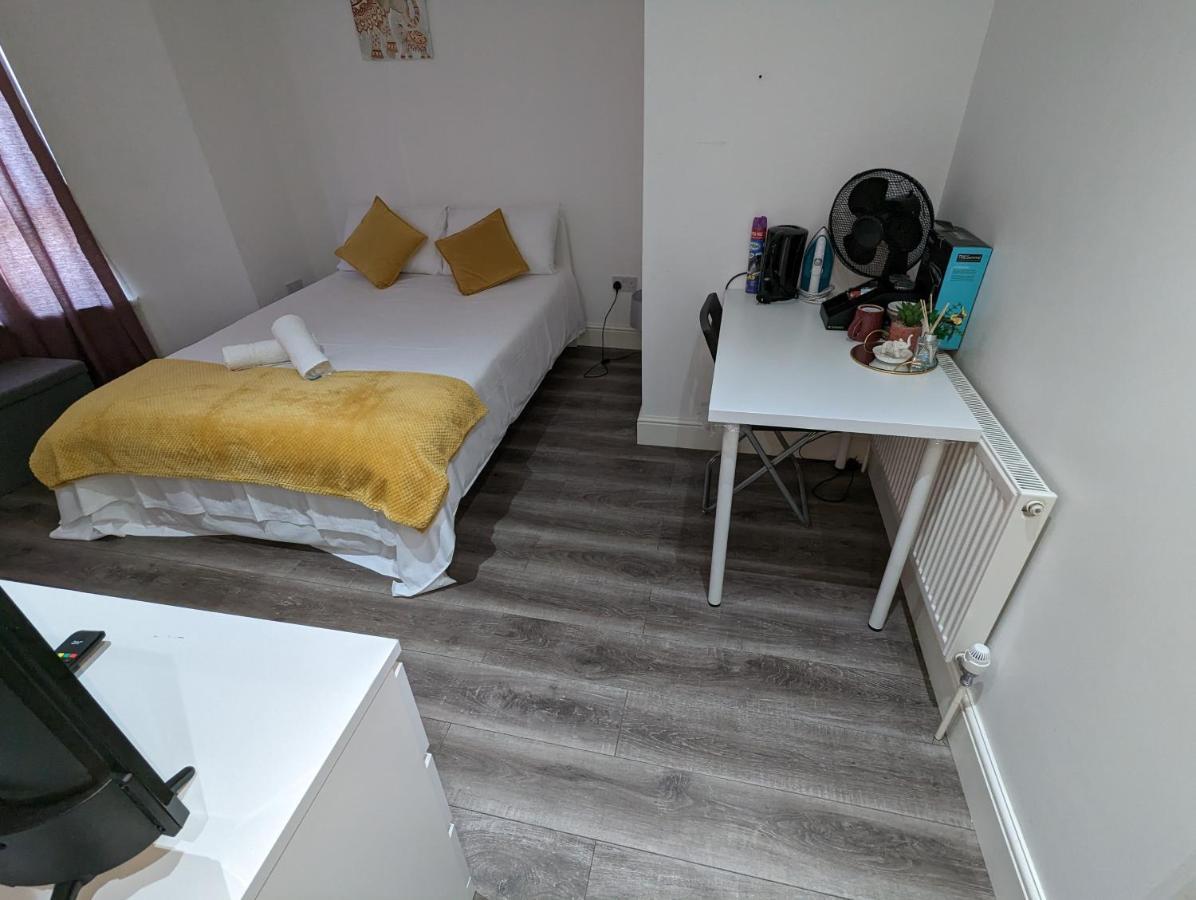 Mile End- Prime Location Hotel Londen Buitenkant foto
